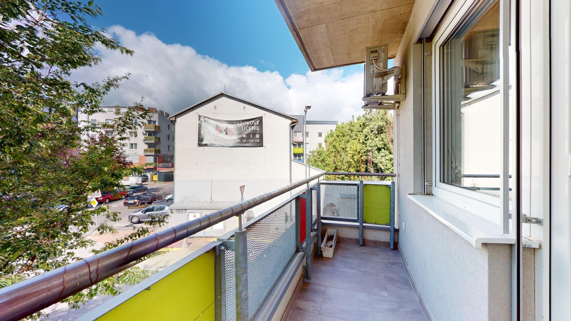 Pôvabný 2-izb. byt na prenájom v komornom projekte Petržalské dvory