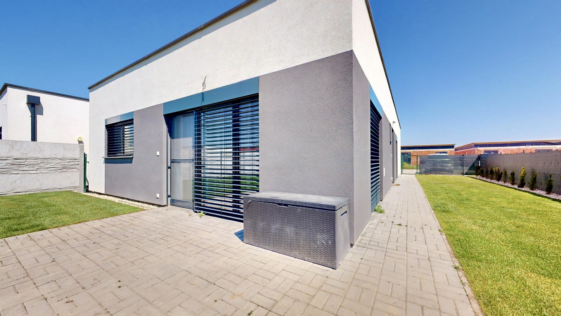 4-IZB: RD, MILOSLAVOV