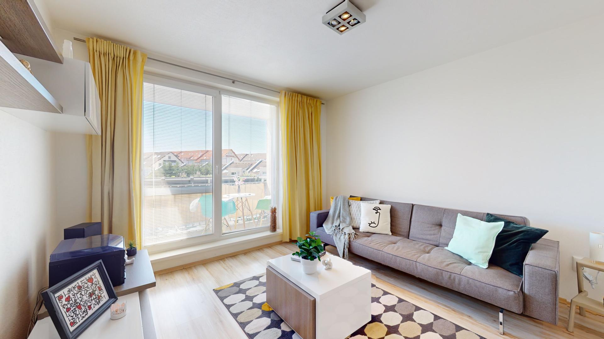 2-IZB. BYT, SVATY JUR