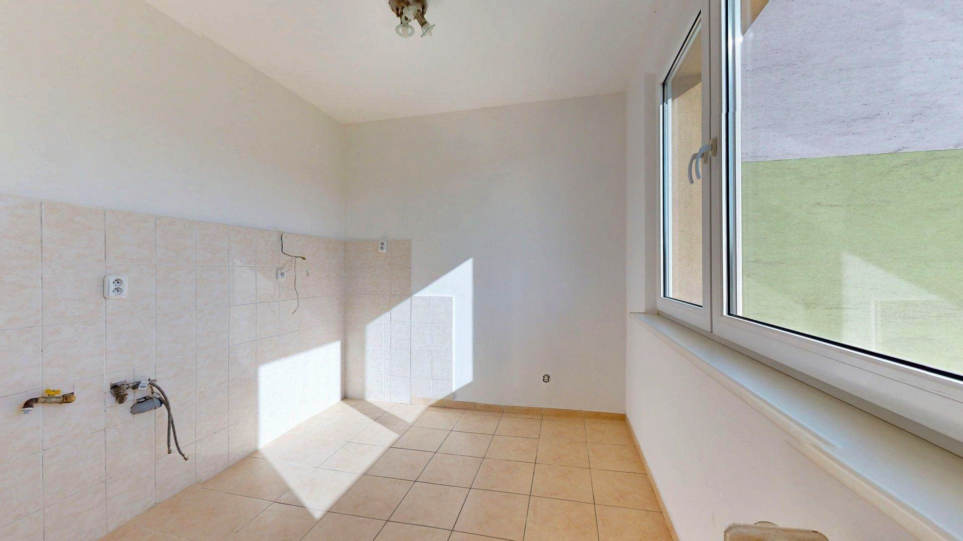 Priestranný 4izb s výhľadmi do zelene oproti EU s návrhom interiéru, BA V - Petržalka