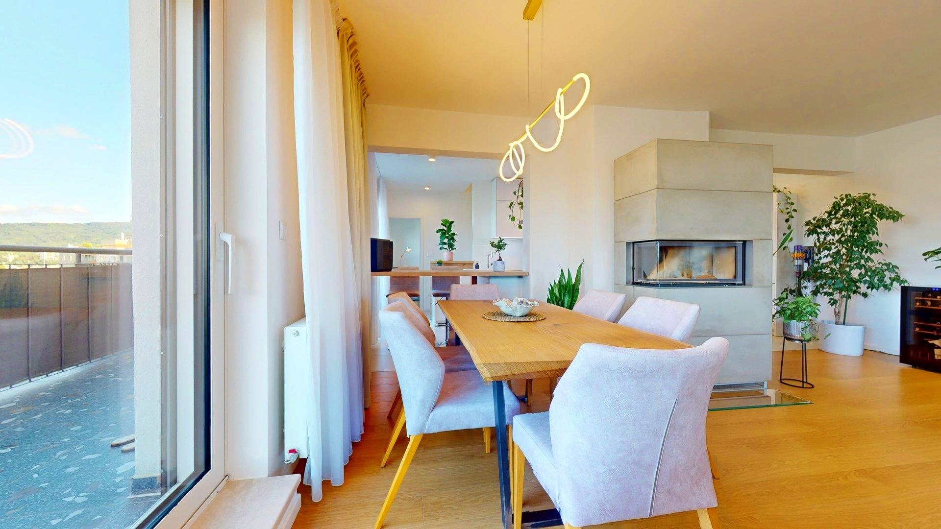 Dychberúci 5i byt s terasou 51m2 aj akumulačným krbom, BA I