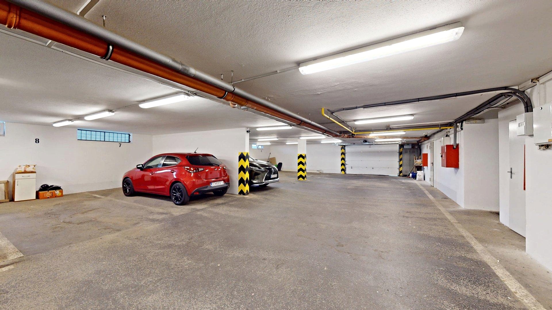 Veľkometrážny 3i byt s 2 terasami aj gar. státiami, SC - Rovinka