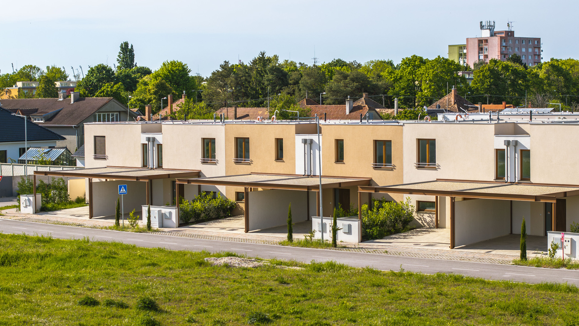 Adypark - poctivé domy kde rastú rodiny a nie nájom, DS