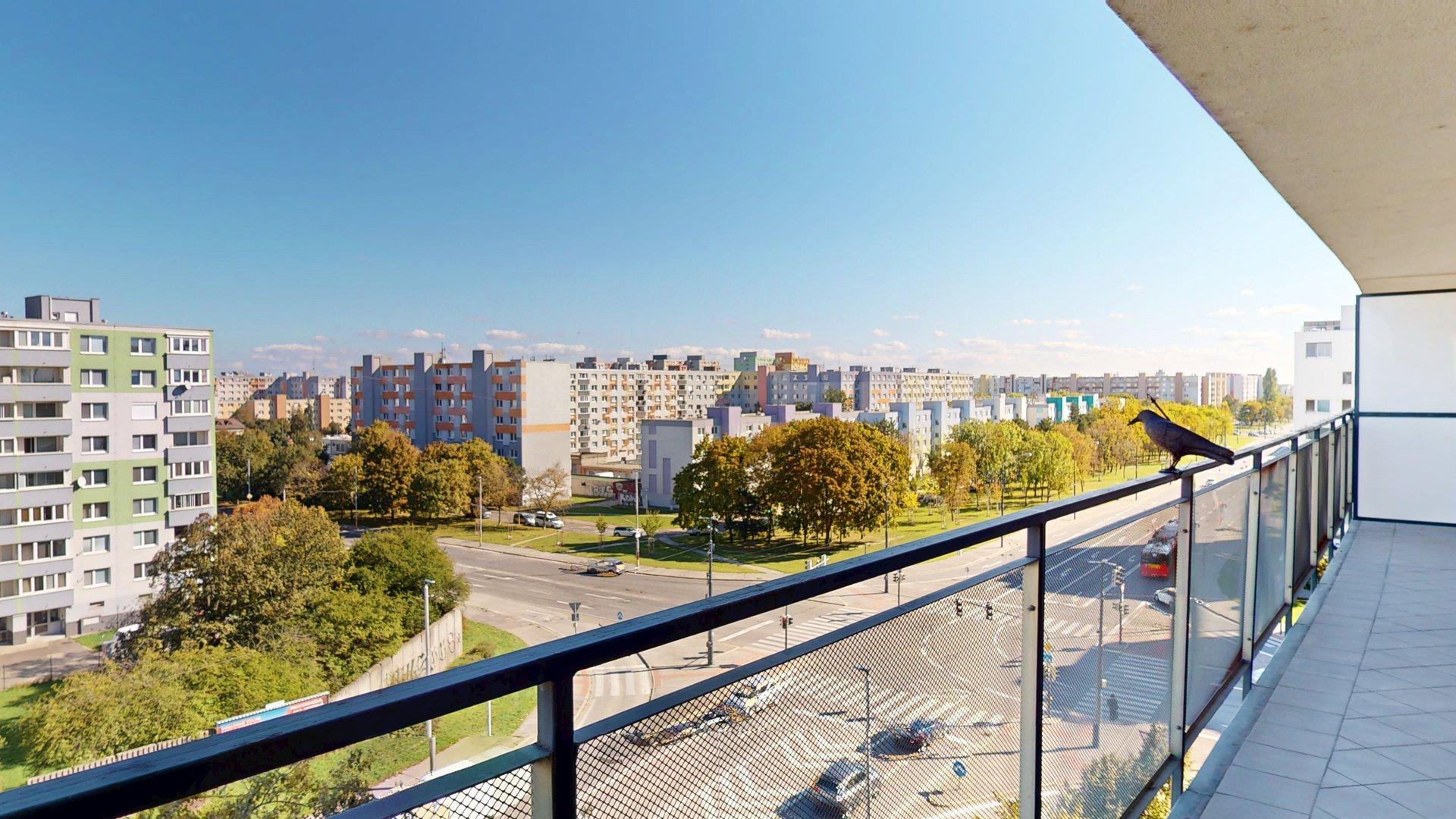 Kompletne zariadený 2-izb. byt s veľkou loggiou v novostavbe na začiatku Podunajských Biskupíc