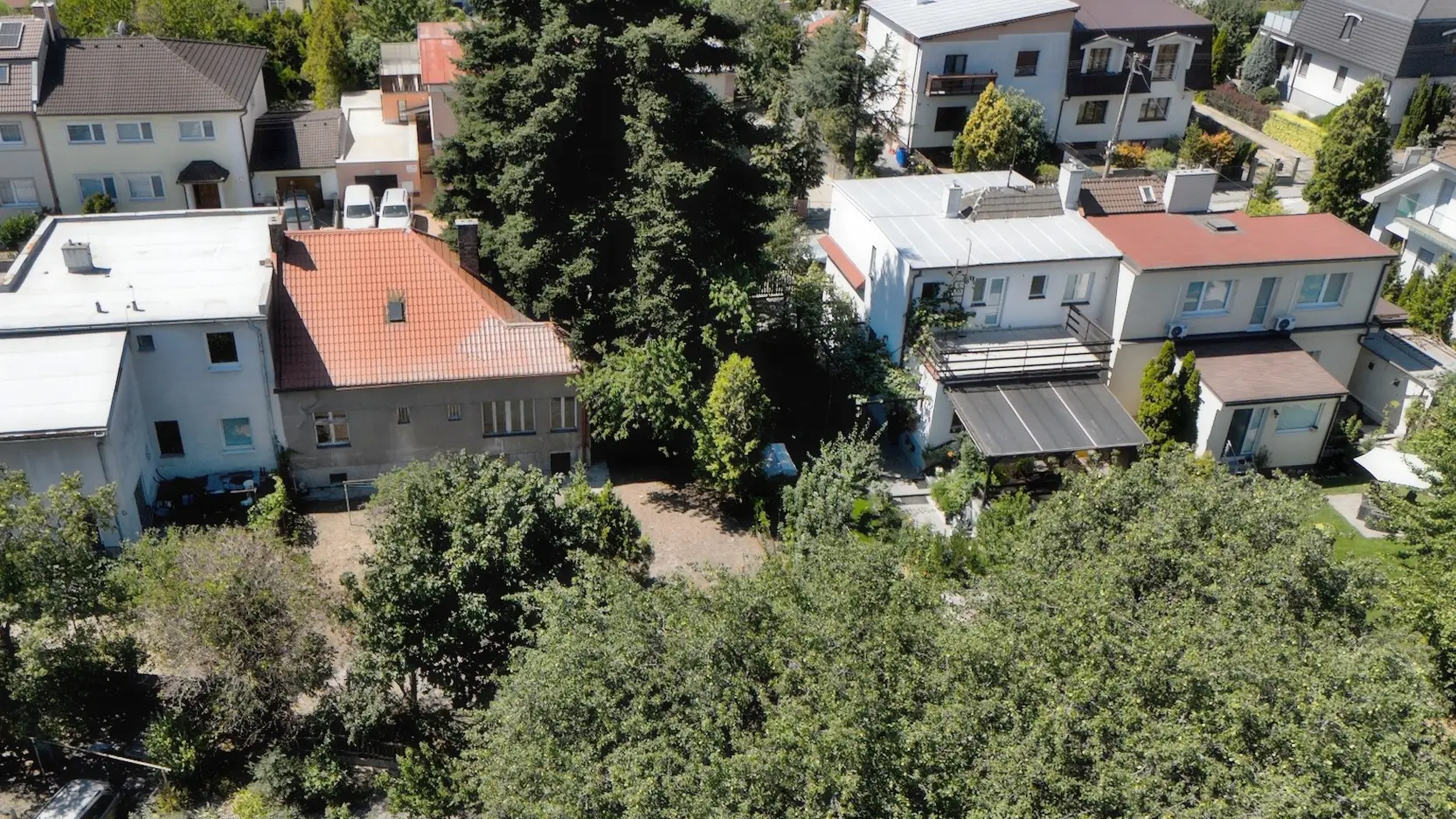 Čisté plátno pre vaše sny: Charizmatický dom z r.1935 pri Bielom Kríži, BA III - Nové Mesto