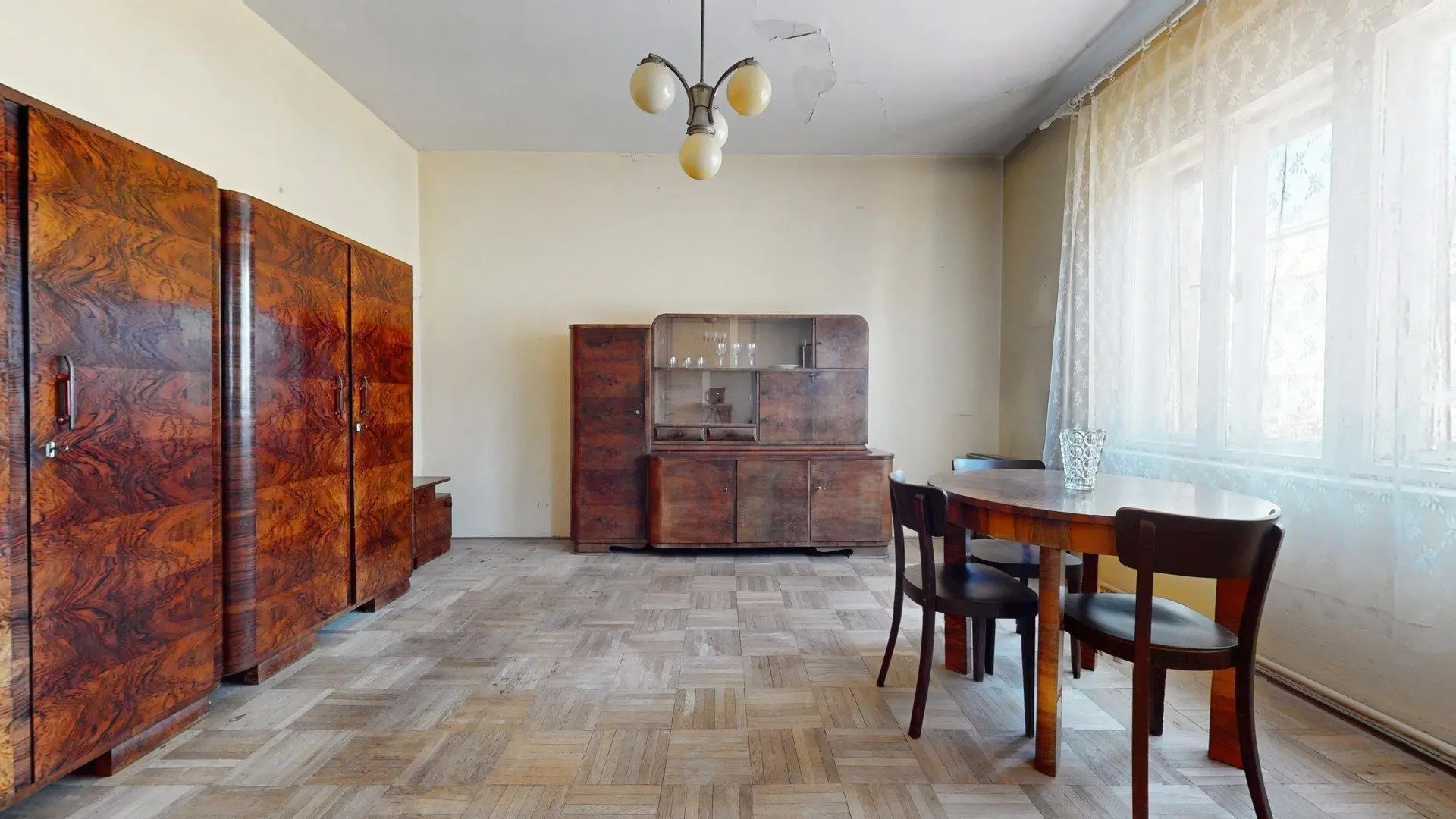 Čisté plátno pre vaše sny: Charizmatický dom z r.1935 pri Bielom Kríži, BA III - Nové Mesto