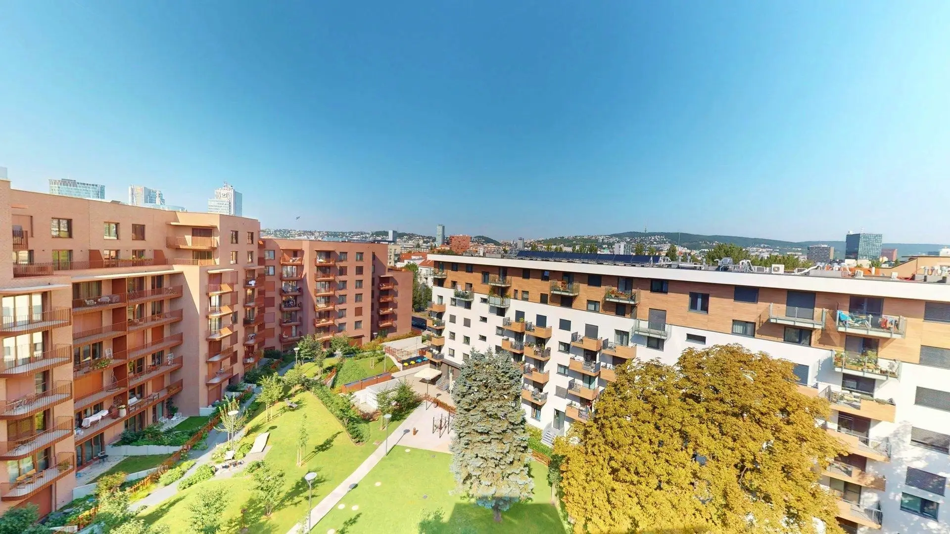 Elegantný 2izb s veľký balkónom a parkovaním, BA II - Nivy